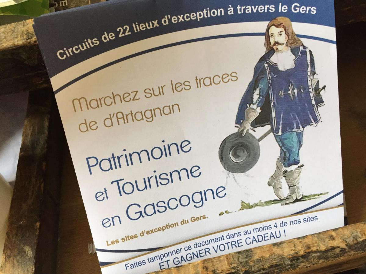 " Venez Dormir Chez Nous " #Condom#Gascogne#D'Artagnan#Armagnac#Le Bonheur Est Dans Le Gers 외부 사진